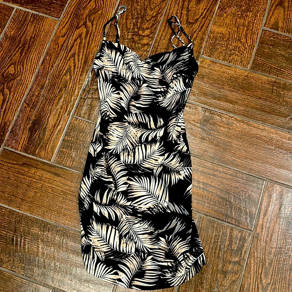 Women dress
